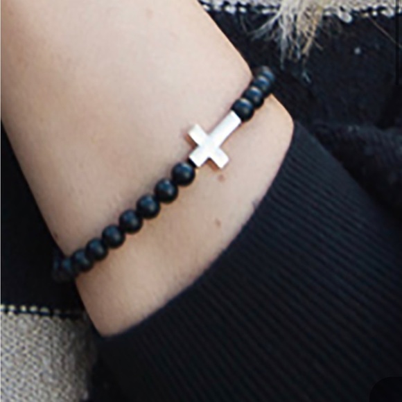 NWT JONAH GENIUN AGATE BLACK BEADS UNISEX BRACELET BRUSHED GOLD METAL CROSS - Picture 2 of 14